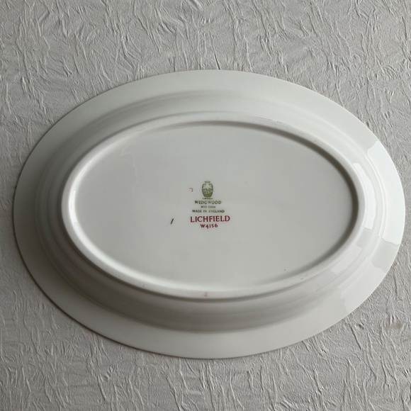 Wedgwood Bone China Lichfield Vintage 1960’s 10" Oval Vegetable Serving Bowl - Picture 3 of 8